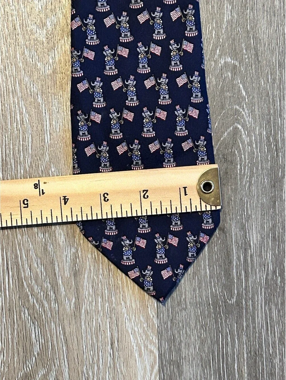 Museum Artifacts USA Elephant holding American Flag Silk Neck Tie Patriotic